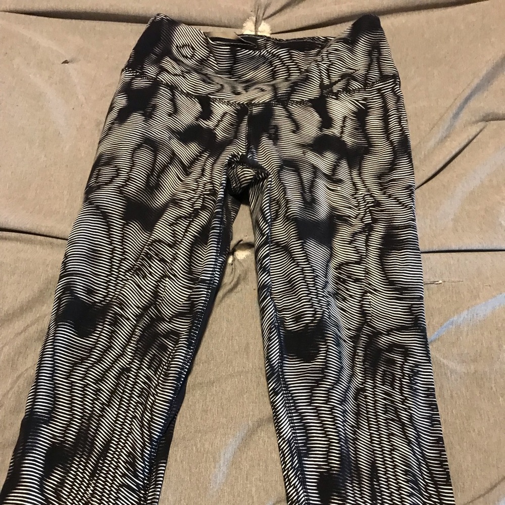 Nike crop pants